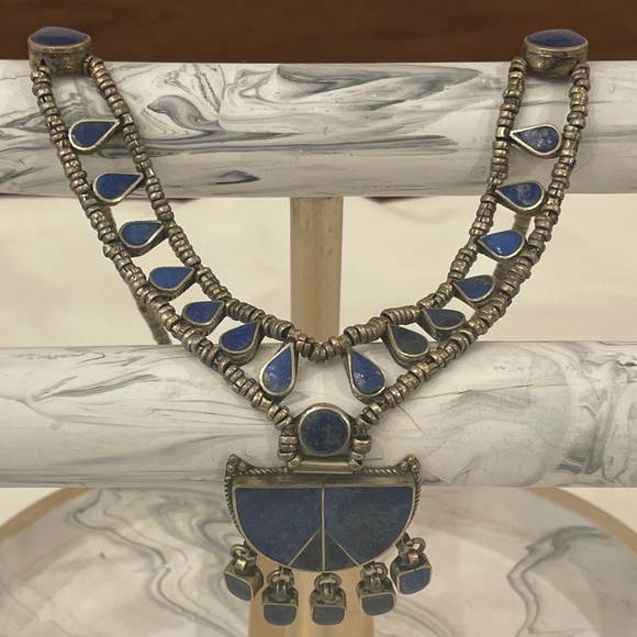 Uzbek Silver Lapis Lazuli Pendant Necklace - Picture 5 of 6